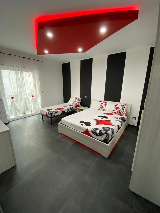 مونوبولي Iris Room المظهر الخارجي الصورة