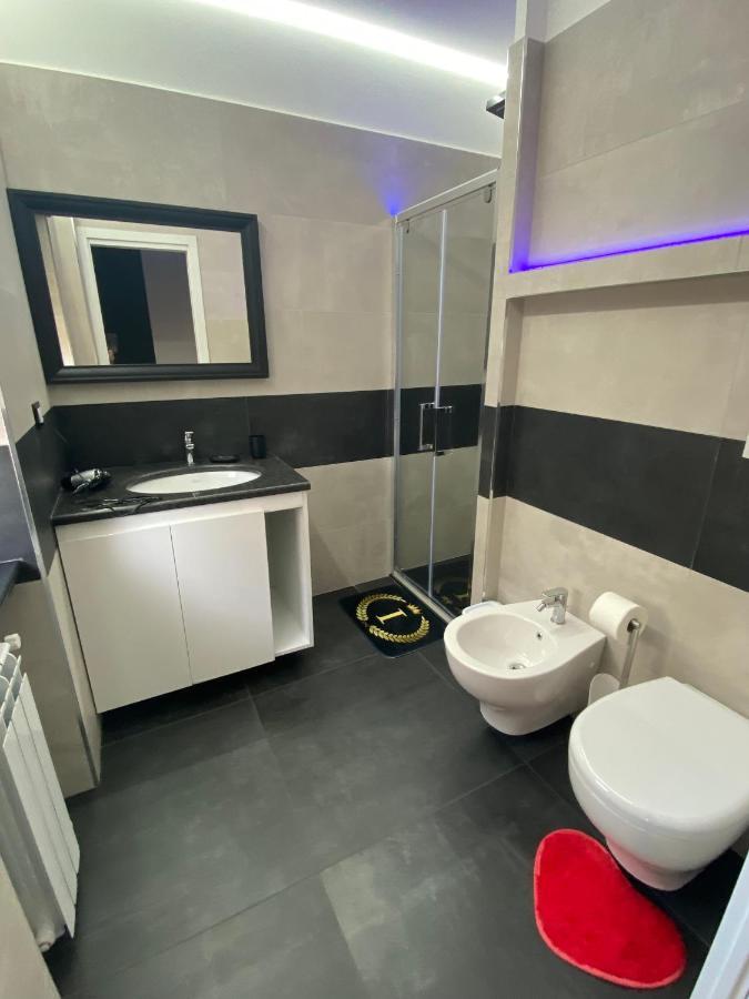 مونوبولي Iris Room المظهر الخارجي الصورة