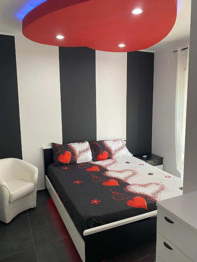 مونوبولي Iris Room المظهر الخارجي الصورة
