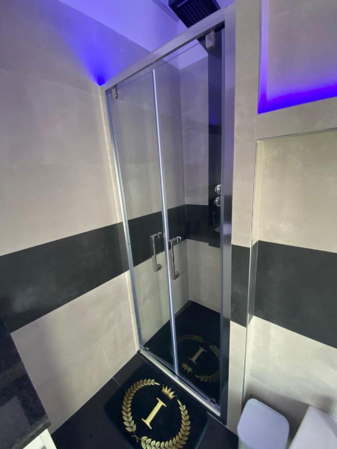 مونوبولي Iris Room المظهر الخارجي الصورة