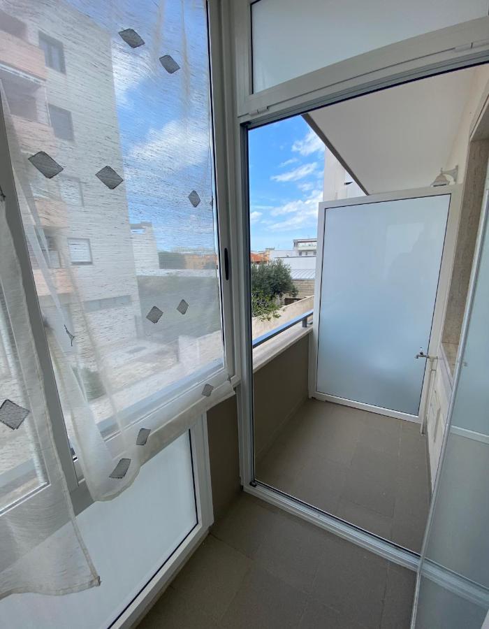 مونوبولي Iris Room المظهر الخارجي الصورة
