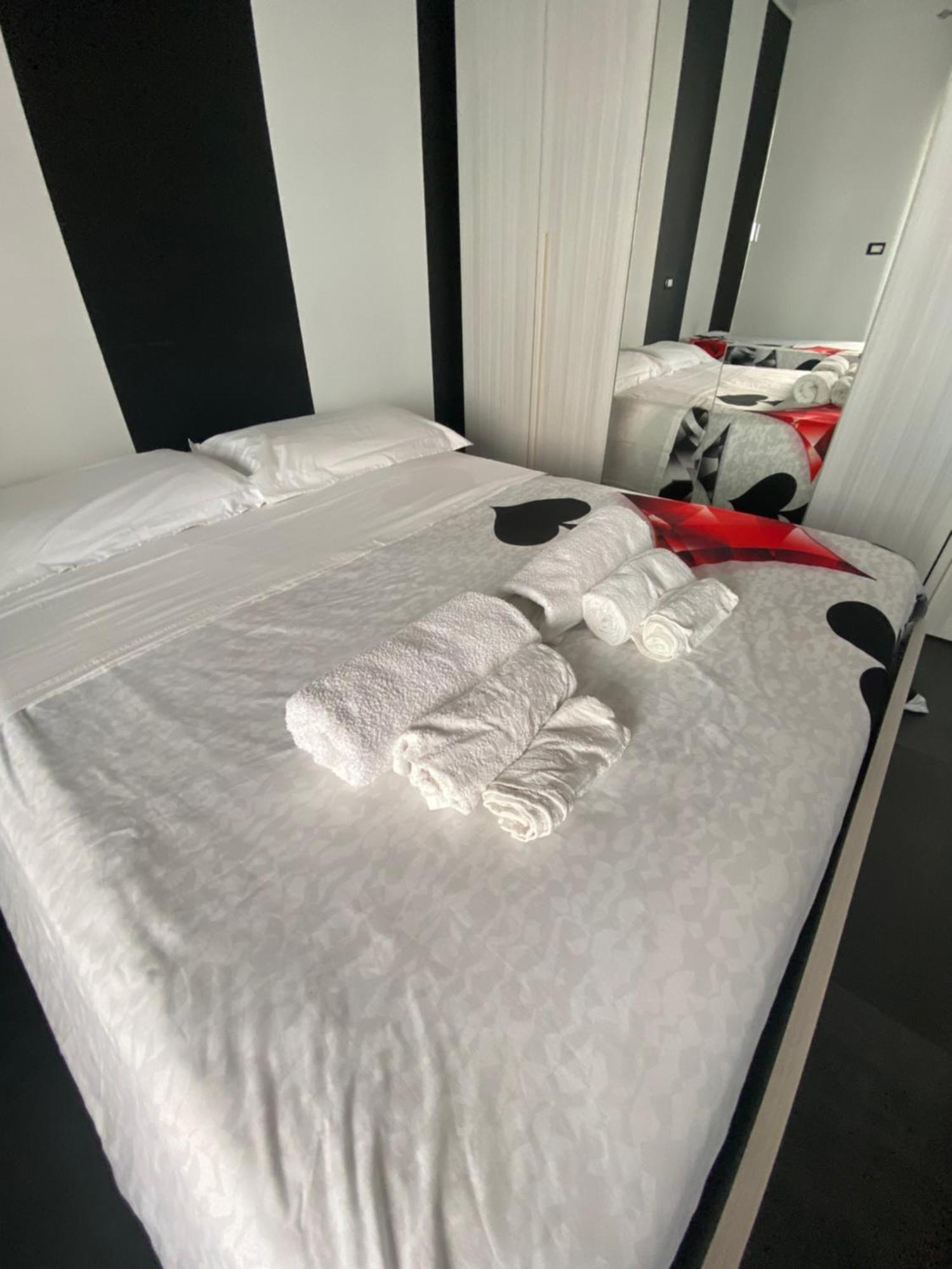 مونوبولي Iris Room المظهر الخارجي الصورة