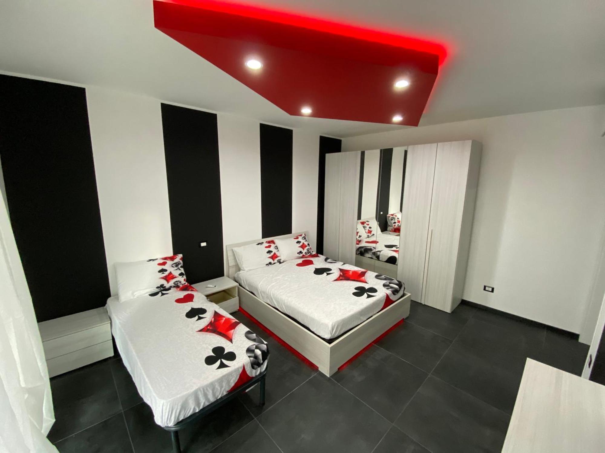 مونوبولي Iris Room الغرفة الصورة